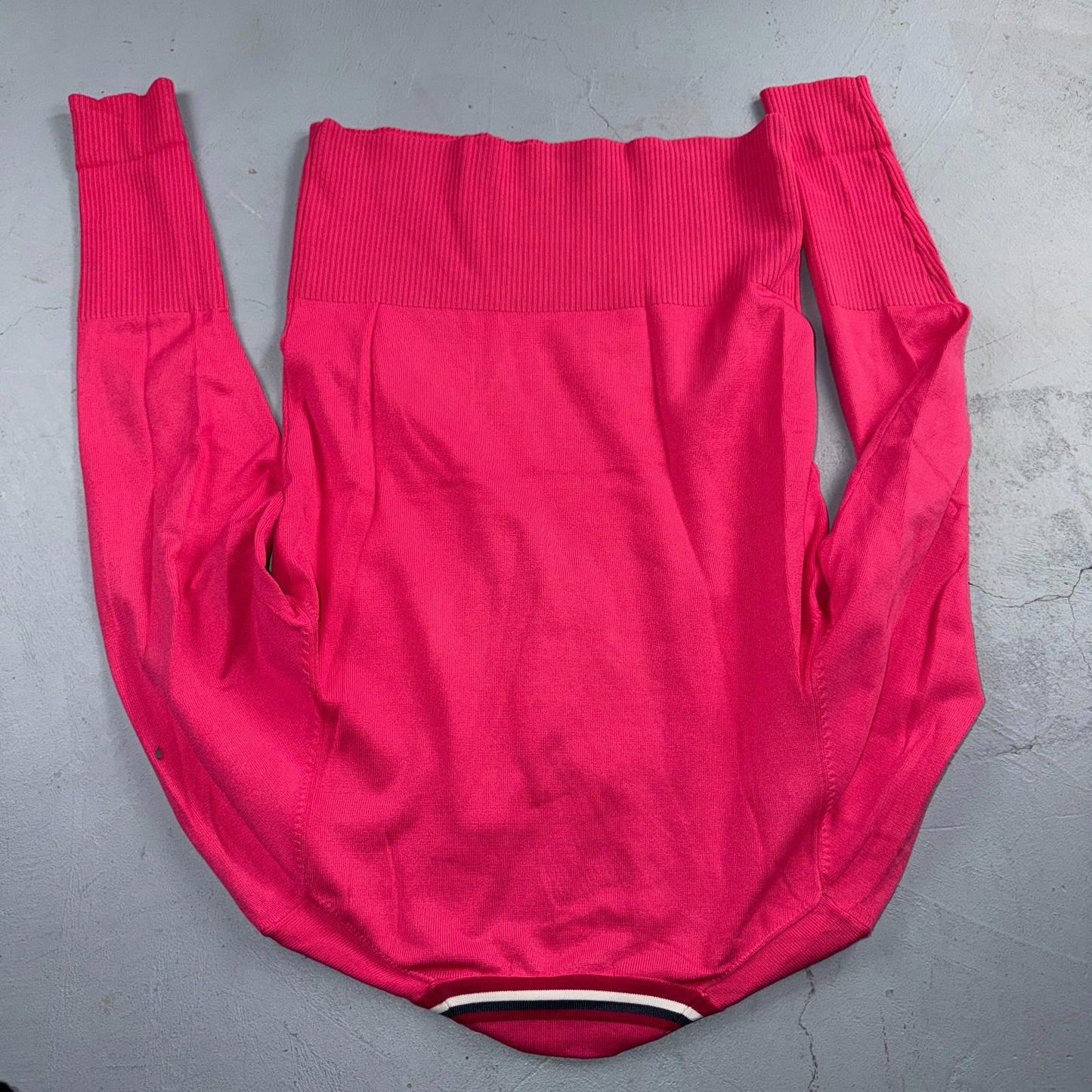 Nike Golf Women's V Neck Sweater Long Sleeve Pullover Athletic Top Medium Pink