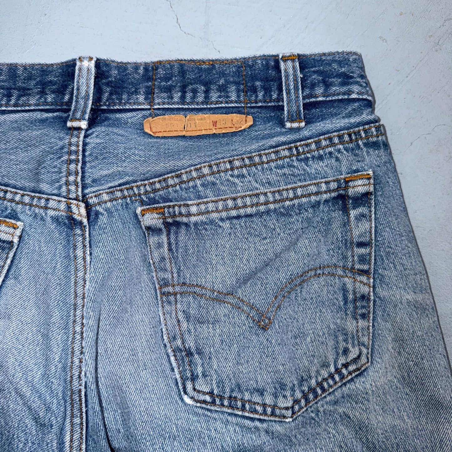 Levis 501 Vintage 80s USA XX Straight Leg Jeans Blue Med Wash 33x32 Act 31x31