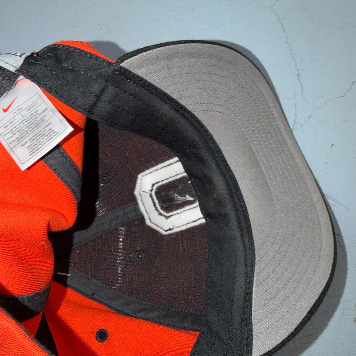 Nike OSU Oregon Beavers Fitted Hat Cap Vintage True Fabric Mens 7 1/8 Orange
