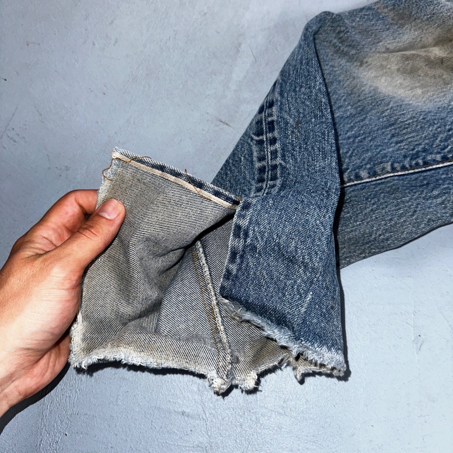 Levis 501 Vintage 80s Redline Selvedge USA Light Jeans Thrashed 32x36 Act 29x32