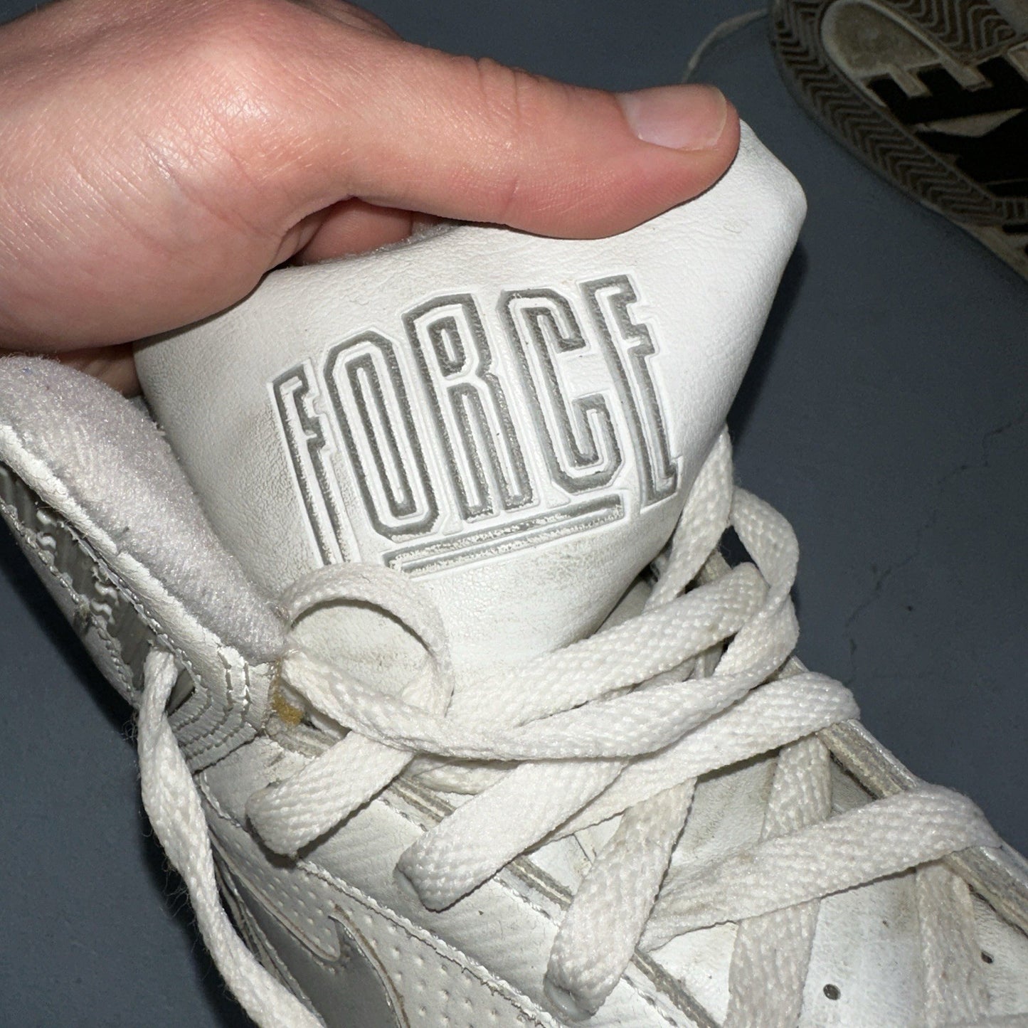 Nike Vintage 1990 Air Delta Force High Great Condition Men’s 8.5 Rare 90s White