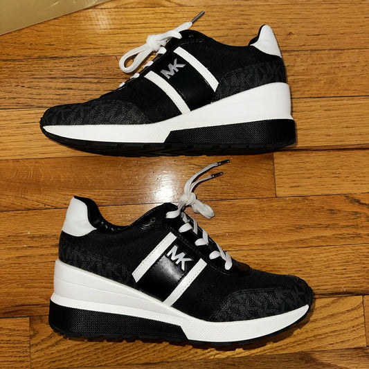 Size 7 Michael Kors Mabel Sneakers Coated MK Canvas Trainer Black MK Logo
