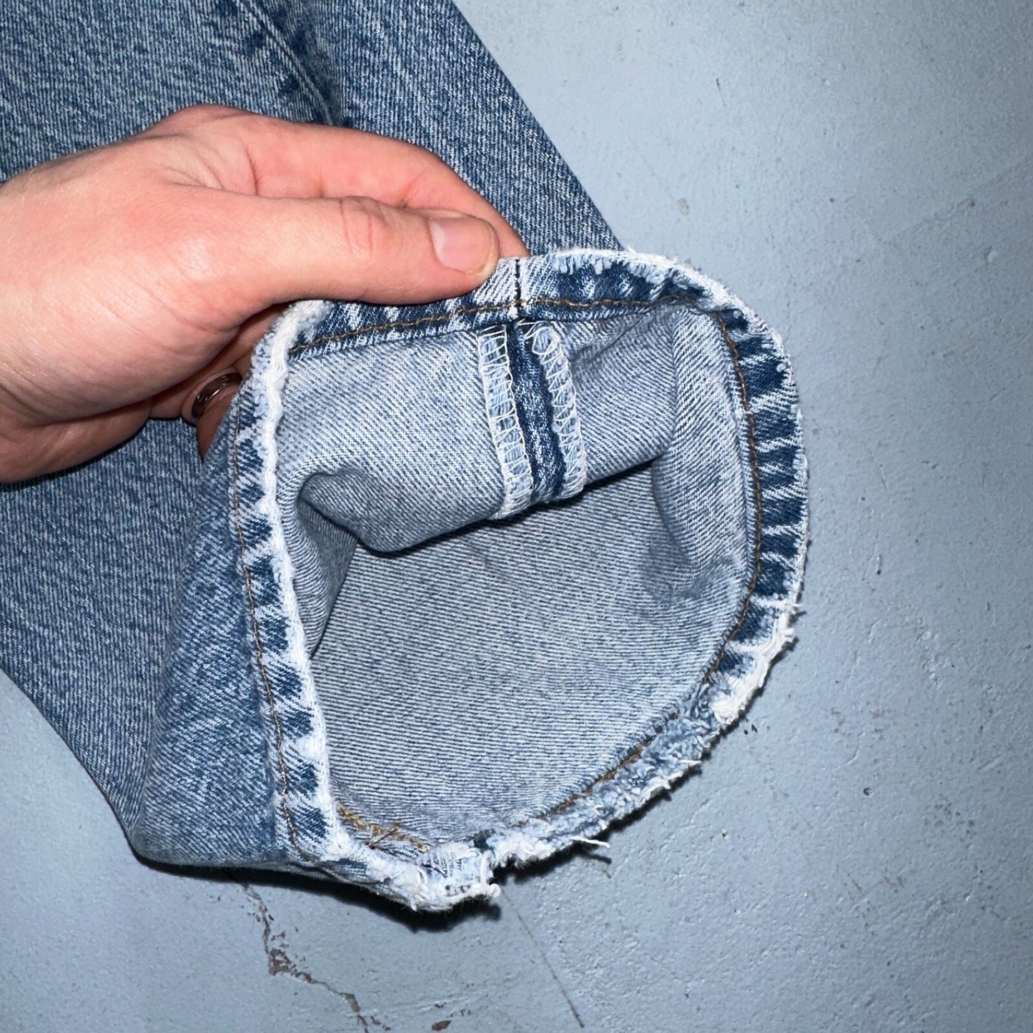 Levis 501 Vintage 90s USA XX Straight Leg Jeans Blue Light Wash 40x32 Act 35x29