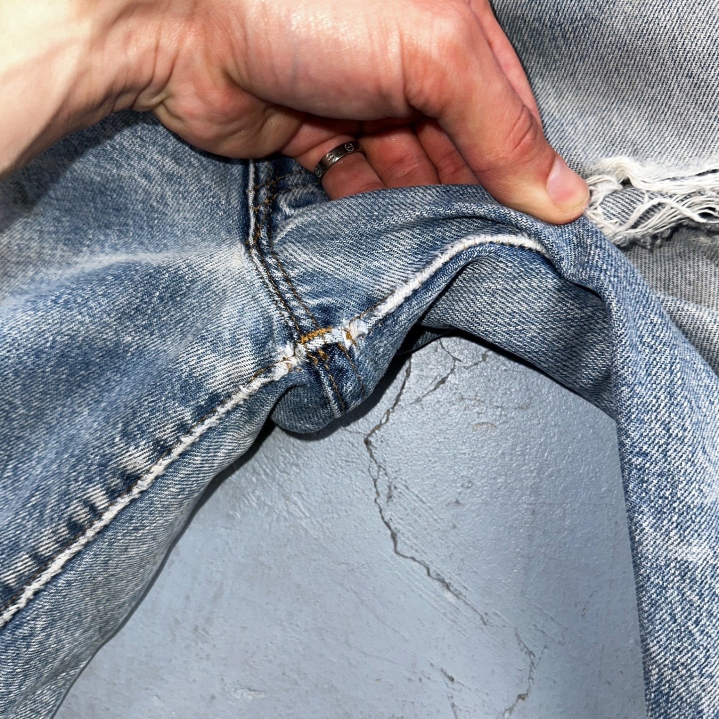 Levis 501 Vintage 80s Redline Selvedge USA Light Jeans Thrashed 32x36 Act 29x32
