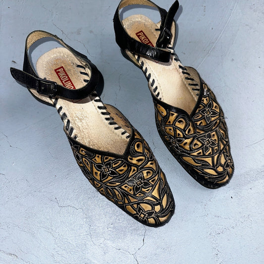 Pikolinos Jerez Black & Tan Perforated Leather Shoes EU 40 Sandal Small Heel