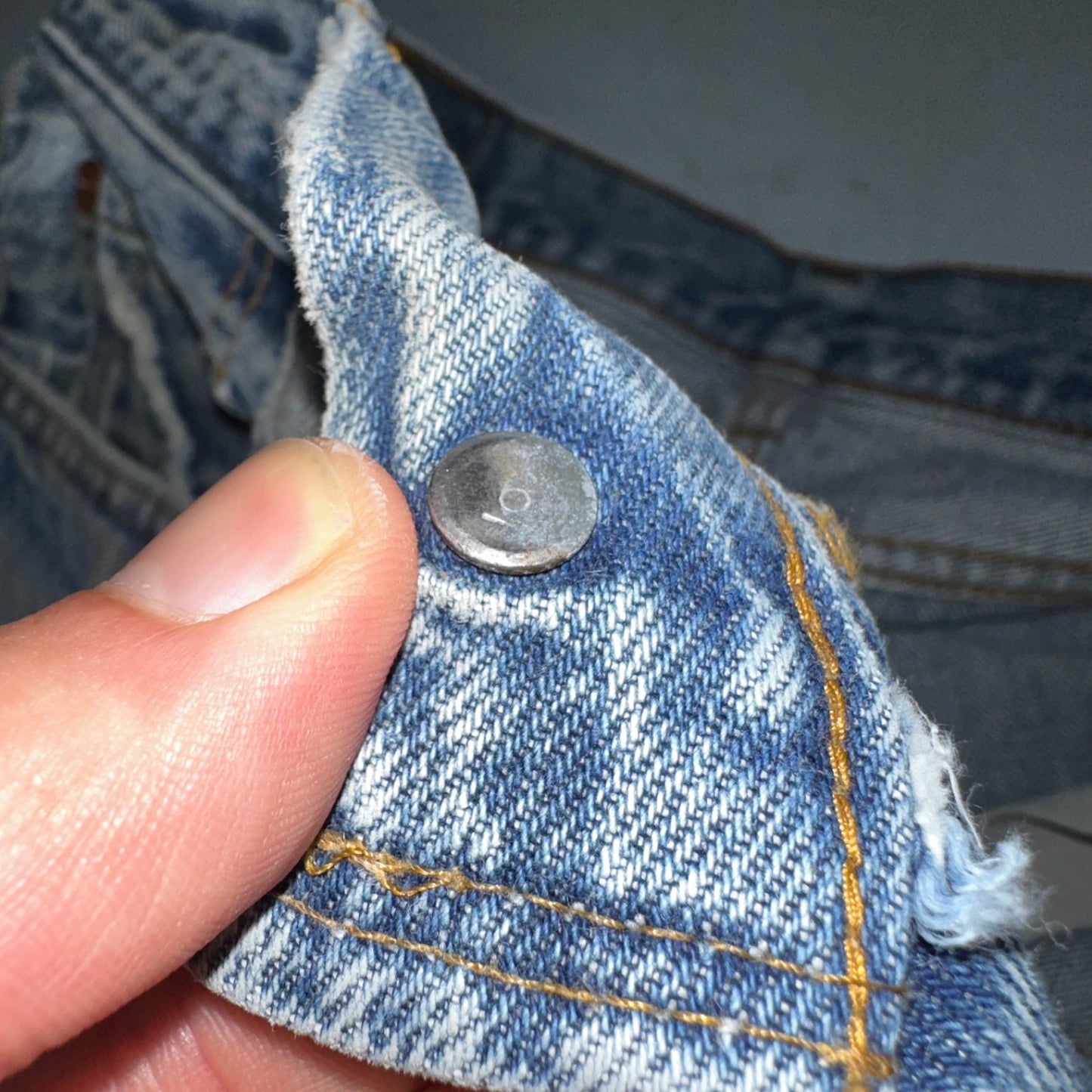 Levis 501 Vintage 80s Redline Selvedge USA Light Jeans Thrashed 32x36 Act 29x32