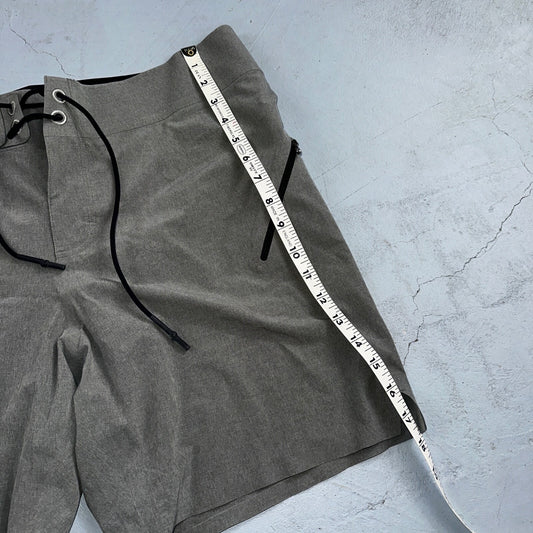 Lululemon Board Shorts Mens 34 Gray Swim Trunks Current State 7” Inseam Casual