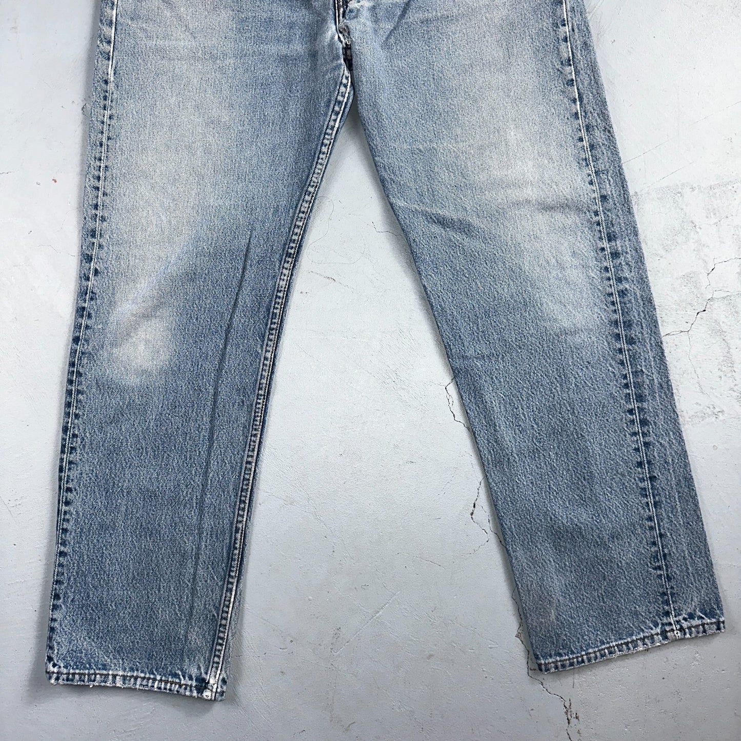 Levis 501 Vintage 90s USA XX Straight Leg Jeans Blue Light Wash 40x32 Act 35x29