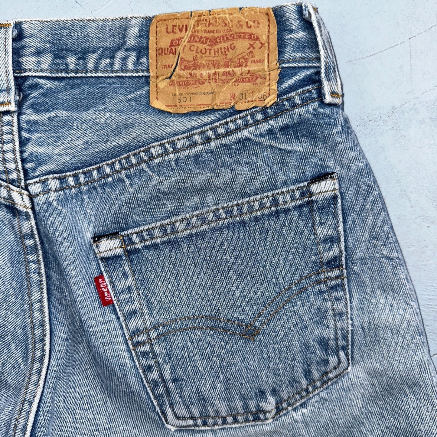 Levis 501 Vintage 80s Redline Selvedge USA Light Wash Jeans 31x36 Act 29x32