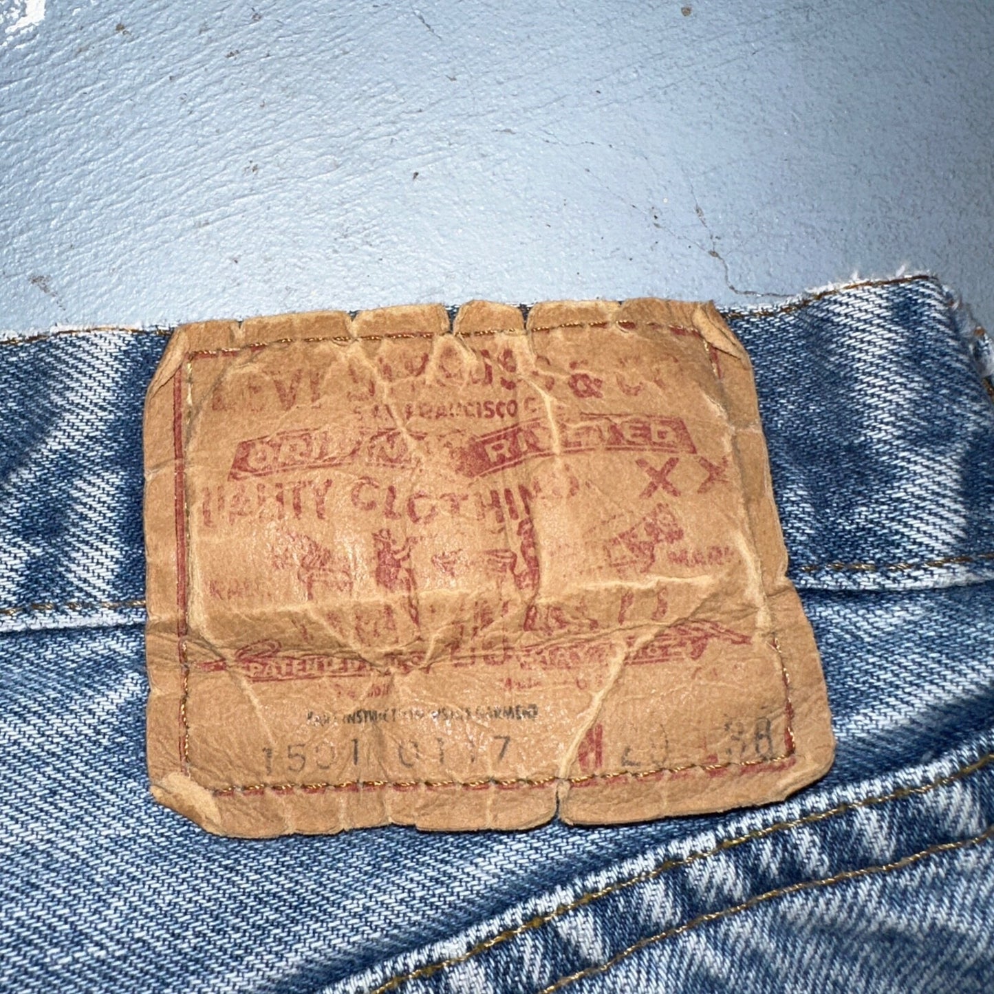 Levis 501 Vintage 80s Redline Selvedge USA XX Jeans Light Wash 29x38 Act 27x33