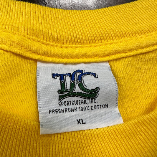 Oregon Ducks Graphic Design VTG T Shirt PDX Portland University Yellow Love