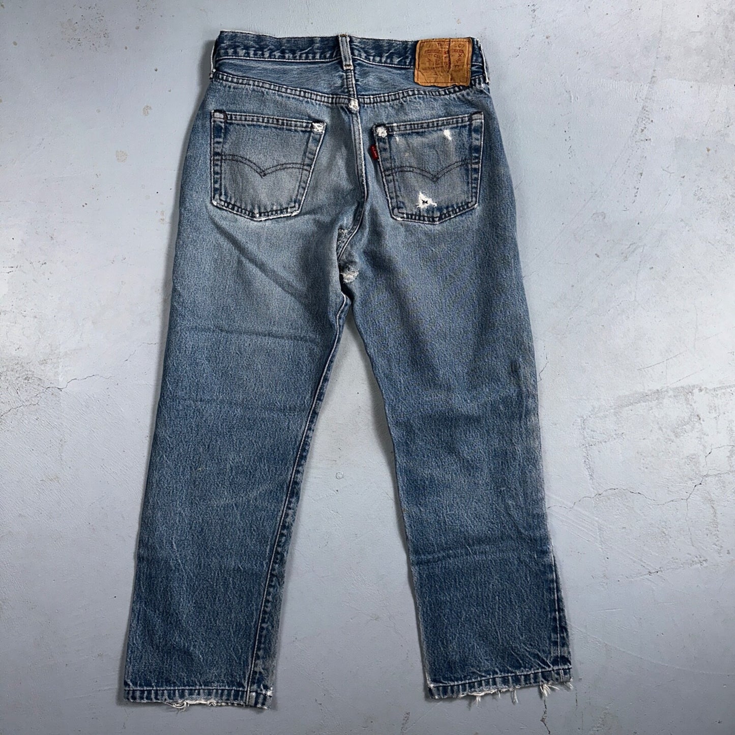 Levis 501 Vintage 80s Redline Selvedge USA XX Jeans Light Wash 32x33 Act 28x28