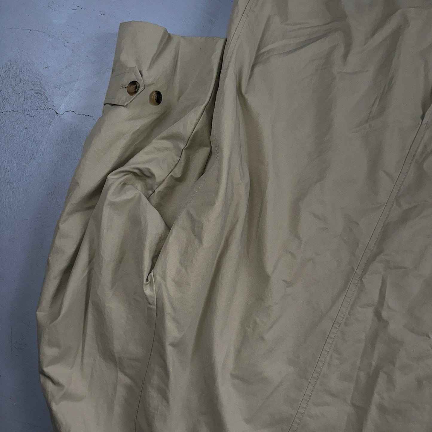 Burberrys VTG London Beige Nova Check Trench Coat Mens Size 44 Regular RARE!