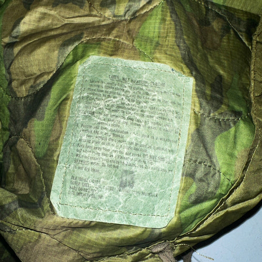 Vintage 1982 War Camouflage Poncho Liner Woodland Camo Dated 1982 Rare 80s