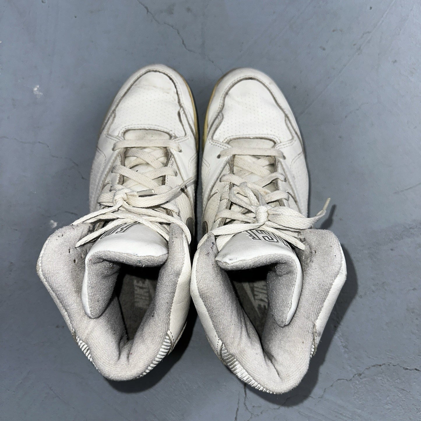 Nike Vintage 1990 Air Delta Force High Great Condition Men’s 8.5 Rare 90s White