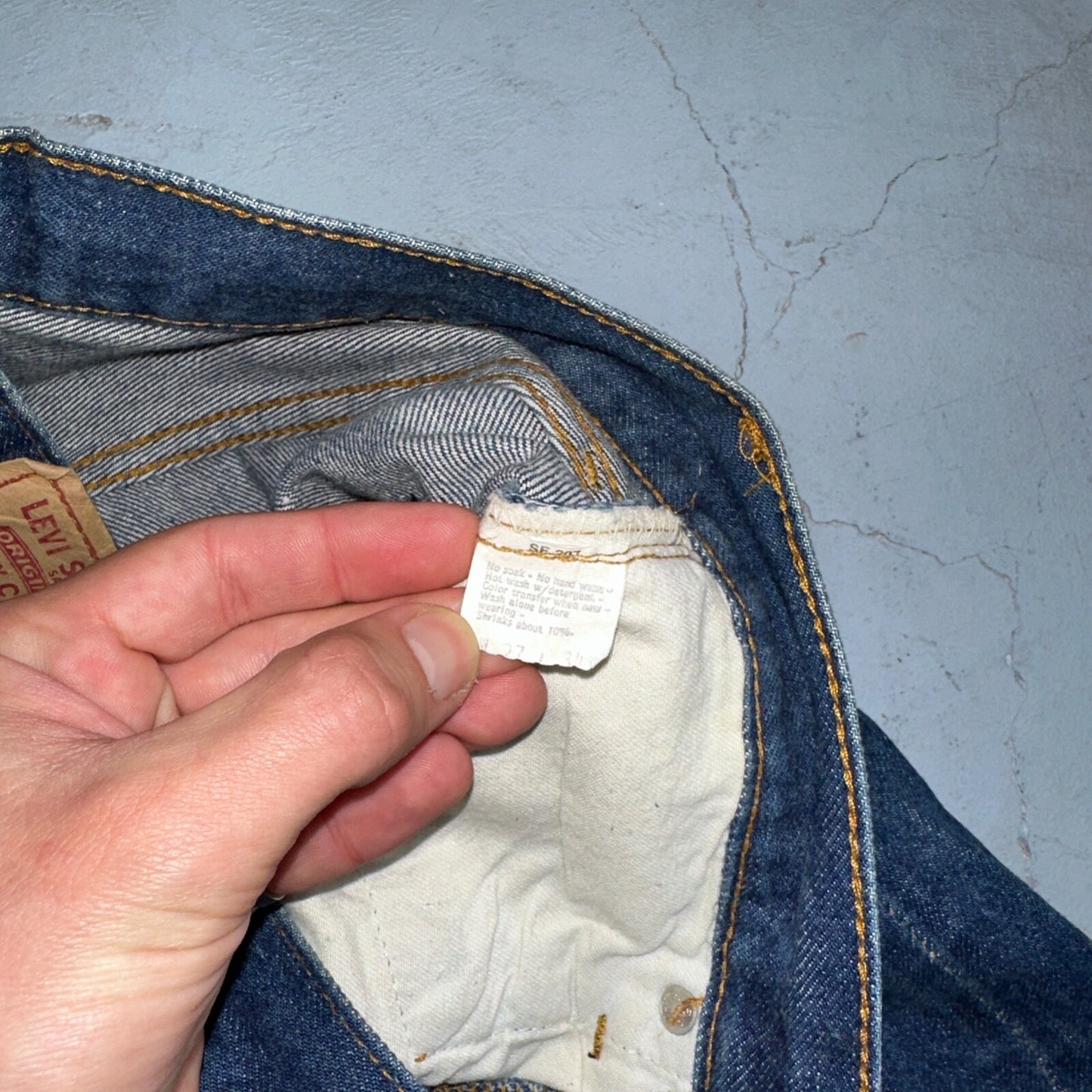 Levis 501 Vintage 80s Redline Selvedge USA XX Jeans Dark Wash 27x34 Act 25x31