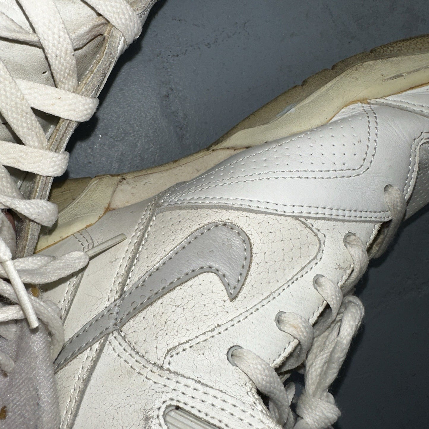 Nike Vintage 1990 Air Delta Force High Great Condition Men’s 8.5 Rare 90s White