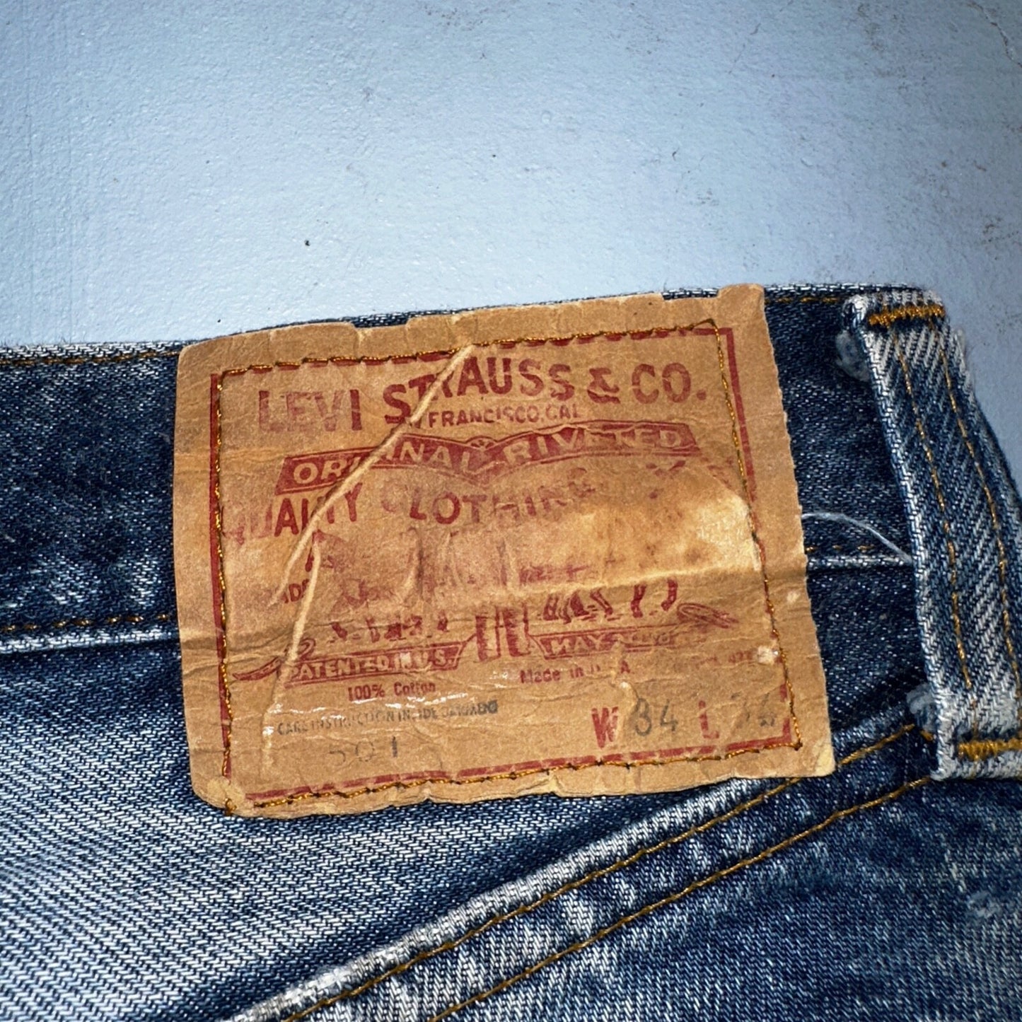 Levis 501 Vintage 80s Redline Selvedge USA XX Jeans Light Wash 34x34 Act 31x30