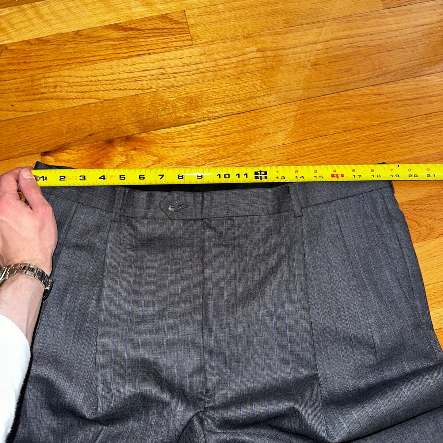 Hart Schaffner Marx Suit Mens 44L Gray Subtle Stripe Zignone USA Dillards 38x29