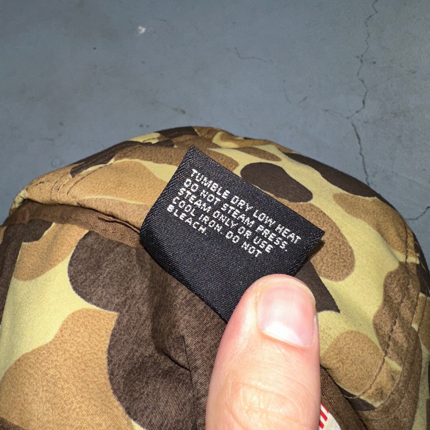 Goretex Duck Camo Hat w/ Earflaps Cap Dunn Large VTG Hunting Thinsulate 90s