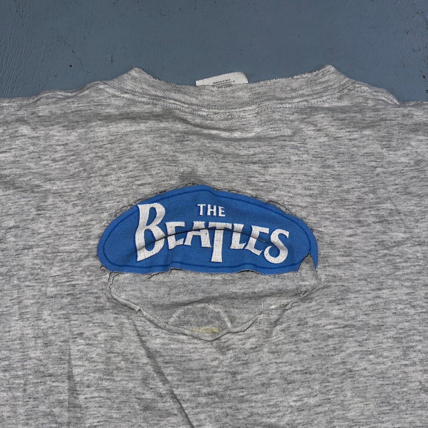 Beatles Rock Band 1997 VTG T Shirt 90s Gray Thrashed Music Grunge 1960s