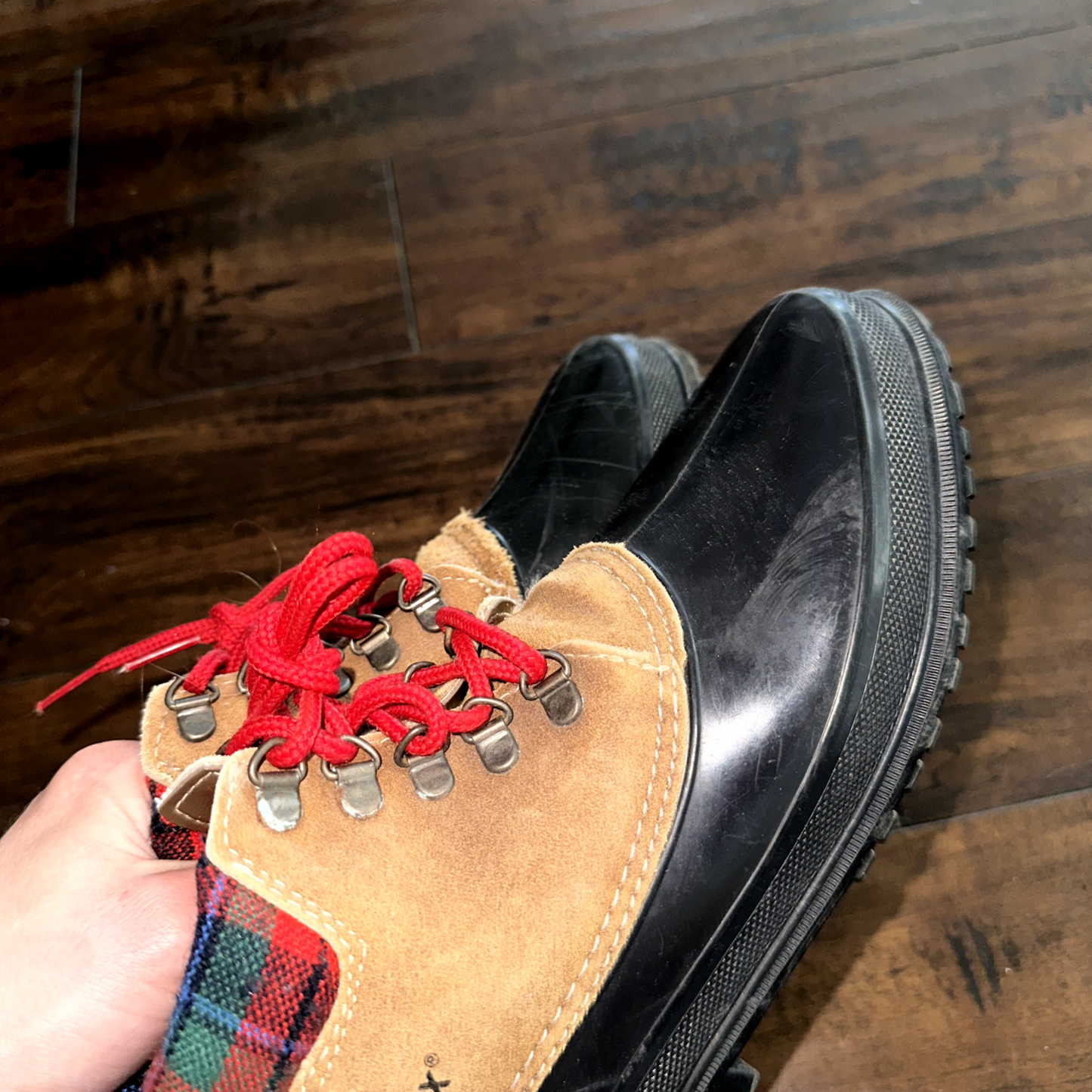 Danexx Black & Plaid Rain/Snowboot Canada Shearling Lined Boots Sz 8 VTG 80s