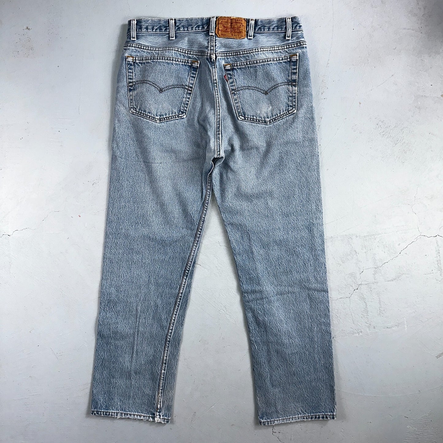 Levis 501 Vintage 90s USA XX Straight Leg Jeans Blue Light Wash 40x32 Act 35x29