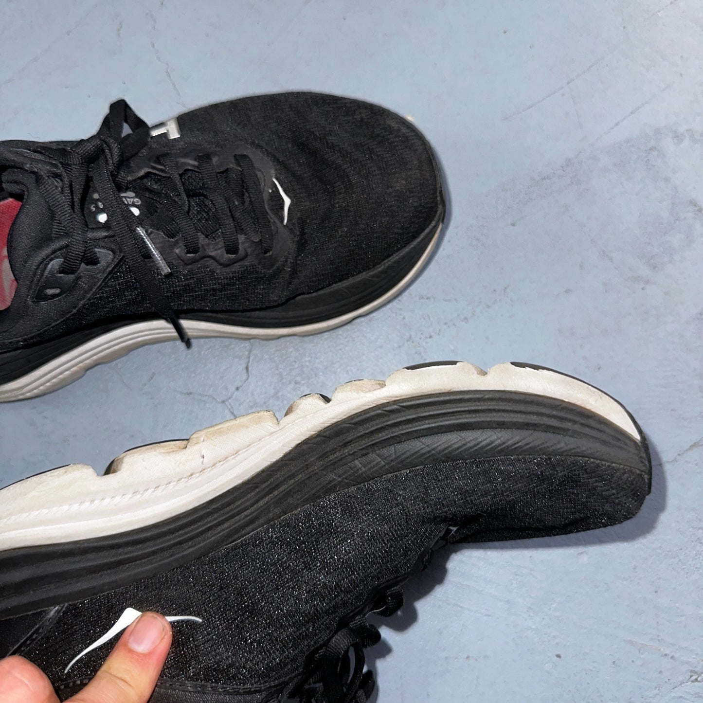 Hoka One One Womens Gaviota 5 1134235 BWHT Black Running Shoes Size 7 D