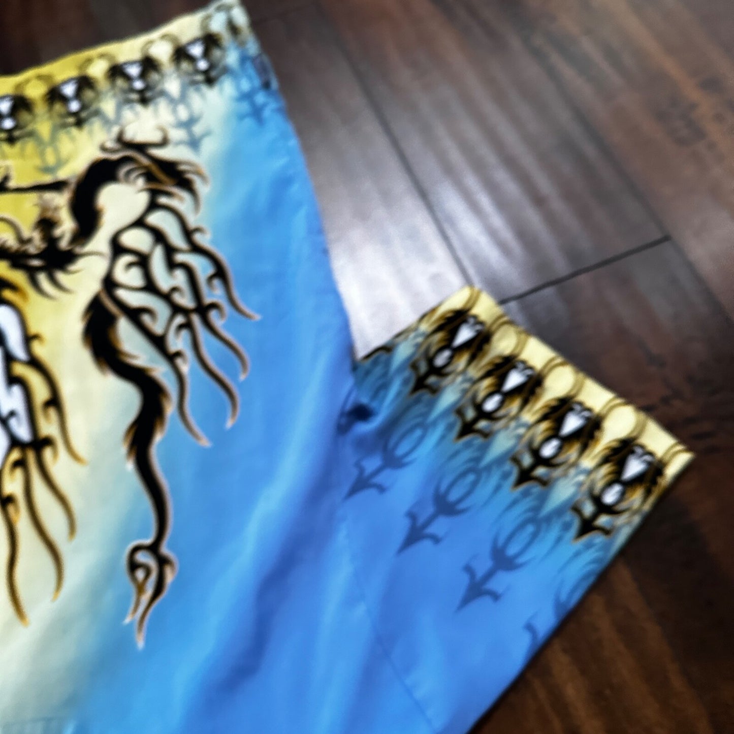 VTG Y2K Silver Point Blue Tribal Button Down Shirt Size L 1980s Ricky Trailer