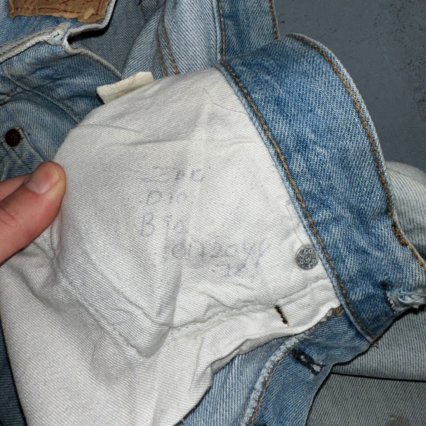 Levis 501 Vintage 80s Redline Selvedge USA XX Jeans Light Wash 1980s Act 29x30