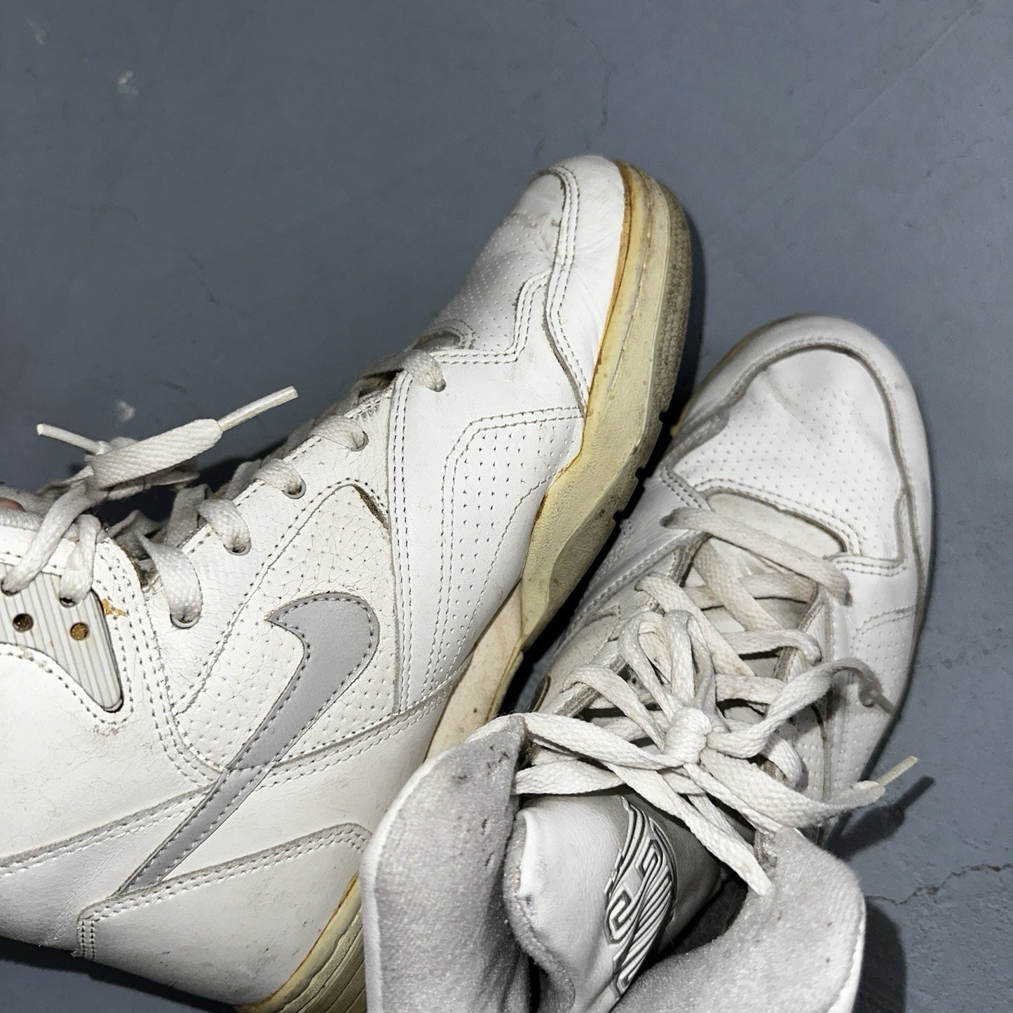Nike Vintage 1990 Air Delta Force High Great Condition Men’s 8.5 Rare 90s White