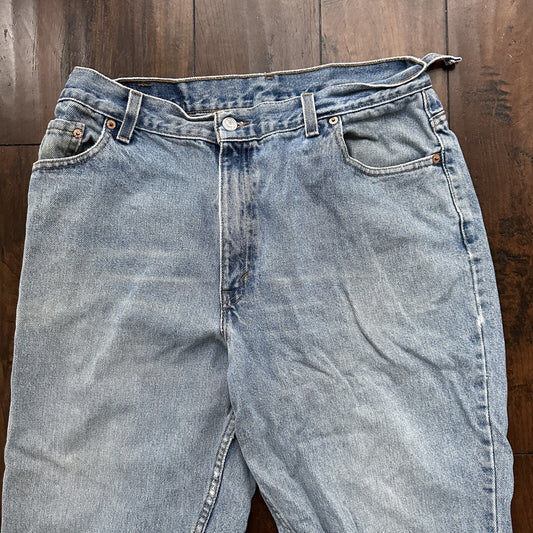 Levis 550 Jeans VTG Womens High Rise Light Wash Relaxed 90s USA 31x29