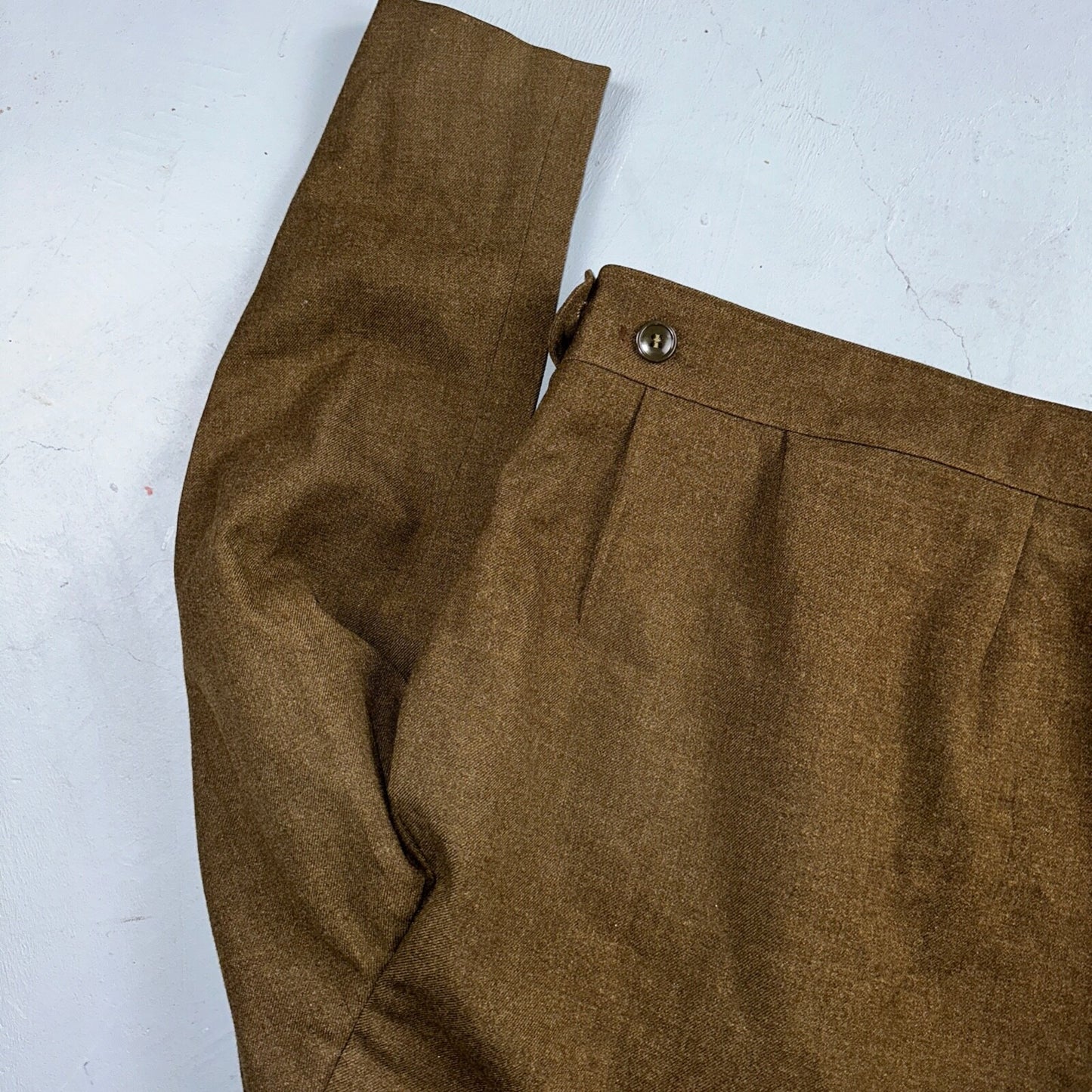 WWII US Army E-6 Ike Jacket 25th Infantry Division Patches WW2 Size 34R Wool