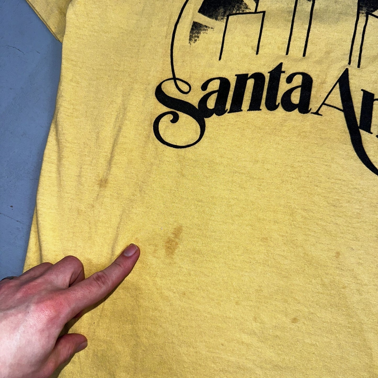 Santa Ana 70s Large Yellow VTG T Shirt Number 9 Single Stitch Sports City Tour