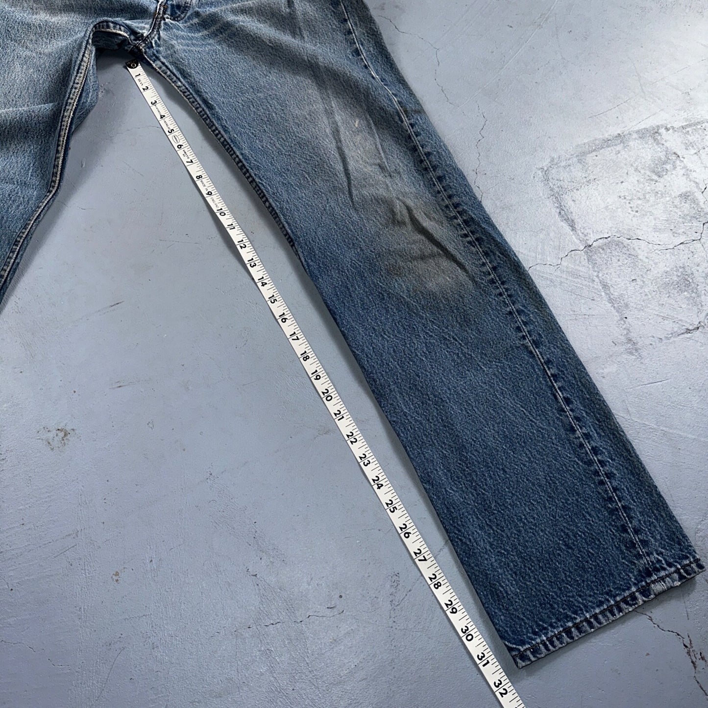 Levis 501 Vintage 90s USA XX Straight Leg Jeans 35x36 Blue Light Wash Act 32x32