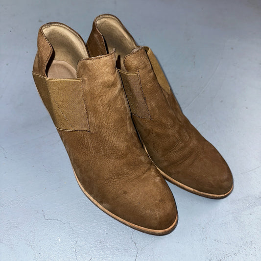 Eileen Fisher Vero Cuoio Evan Tan Soft Leather Ankle Booties Boots Size 9.5