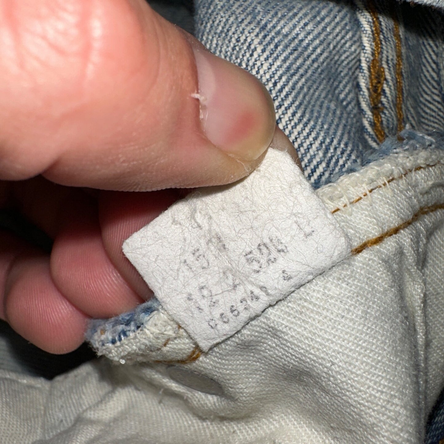 Levis 501 Vintage 80s Redline Selvedge USA XX Jeans Light Wash Stained Act 34x33