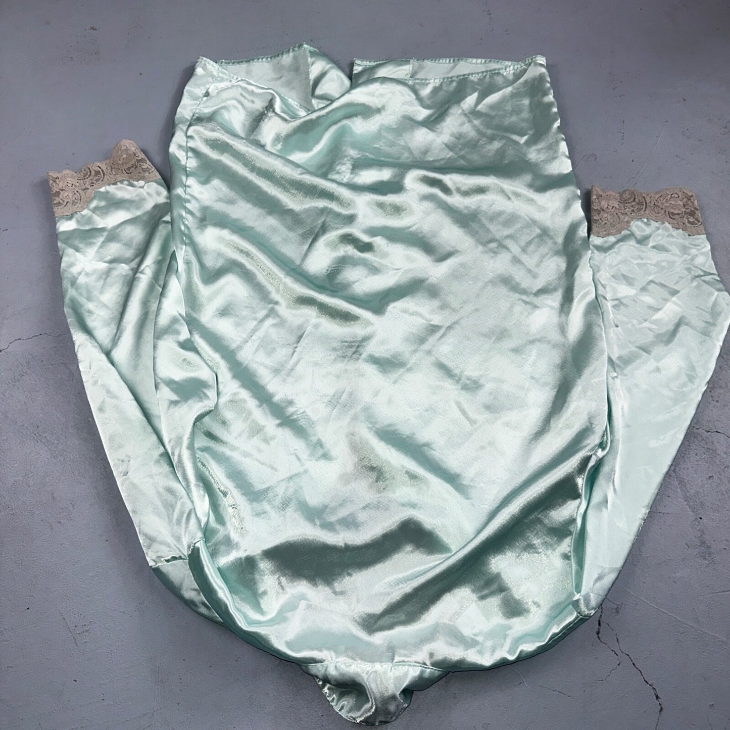 Vintage Victoria’s Secret Green Mint Satin Button Pajama Shirt Dress S 1990s