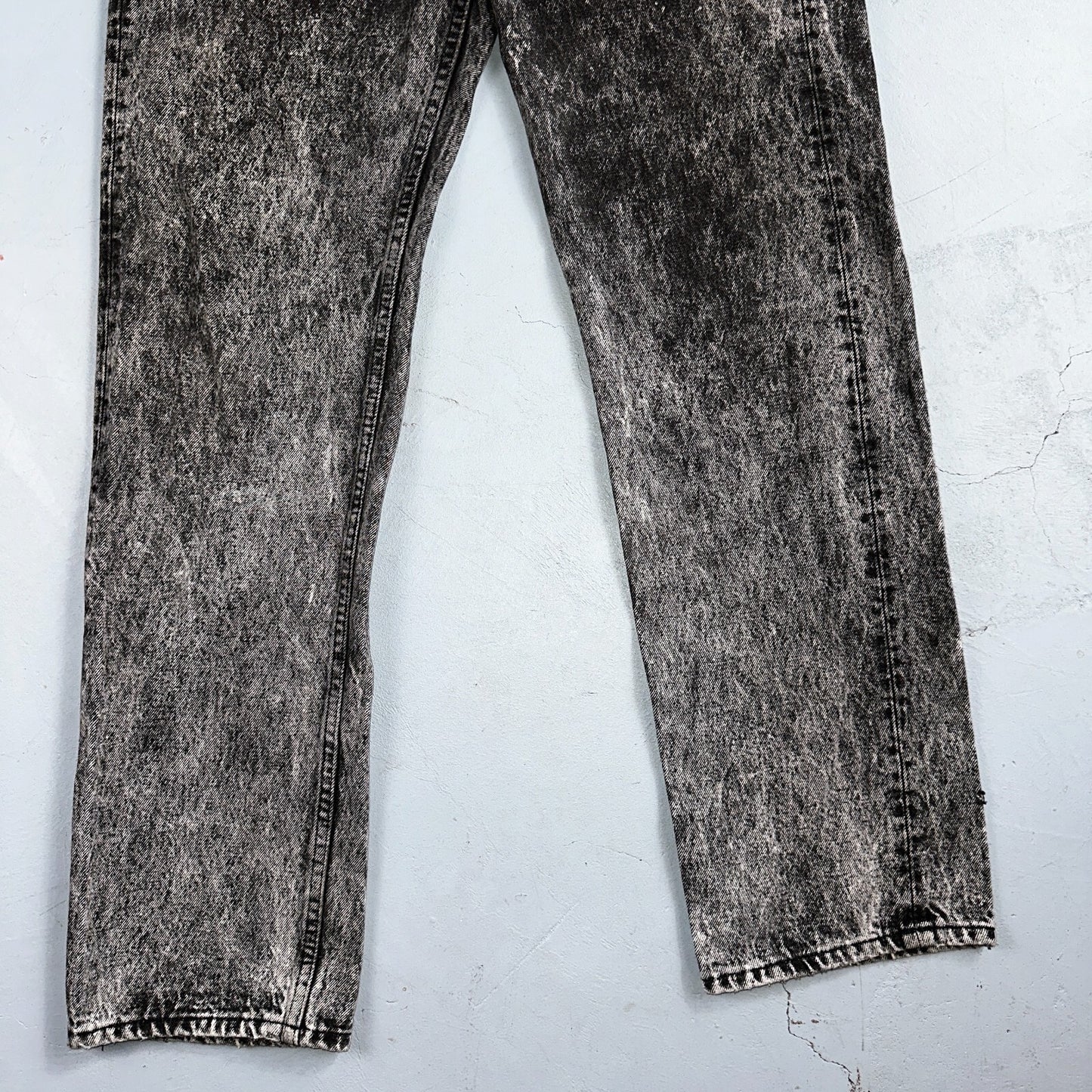 Levis 501 Vintage 80s USA XX Straight Leg Jeans Black Acid Wash 33x32 Act 31x30