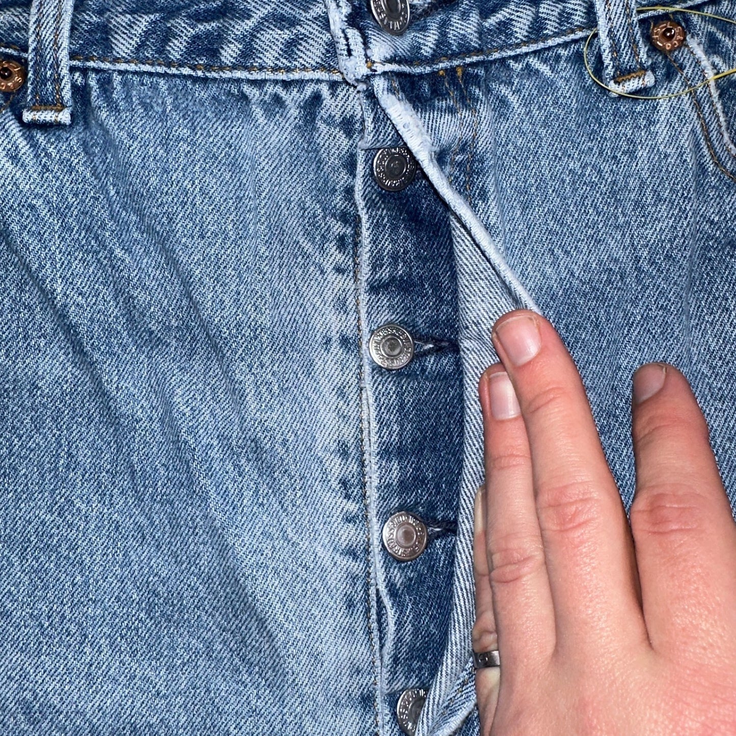 Levis 501 Vintage 90s USA XX Straight Leg Jeans Blue Light Wash 40x32 Act 35x29