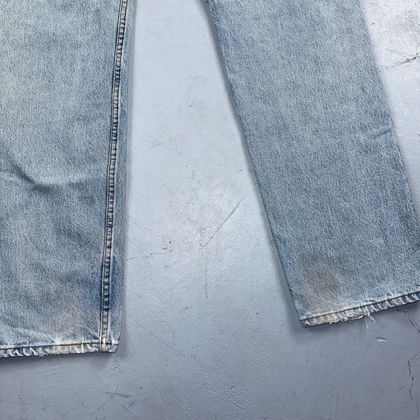 Levis 501 Vintage 90s USA XX Straight Leg Jeans Blue Light Wash 34x34 Act 32x32