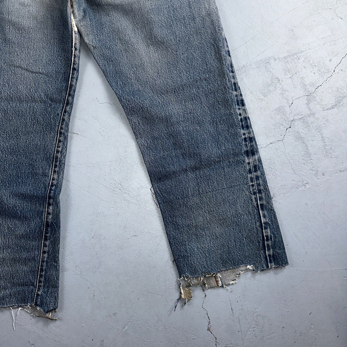 Levis 501 Vintage 80s Redline Selvedge USA XX Jeans Light Wash Capri Act 30x25