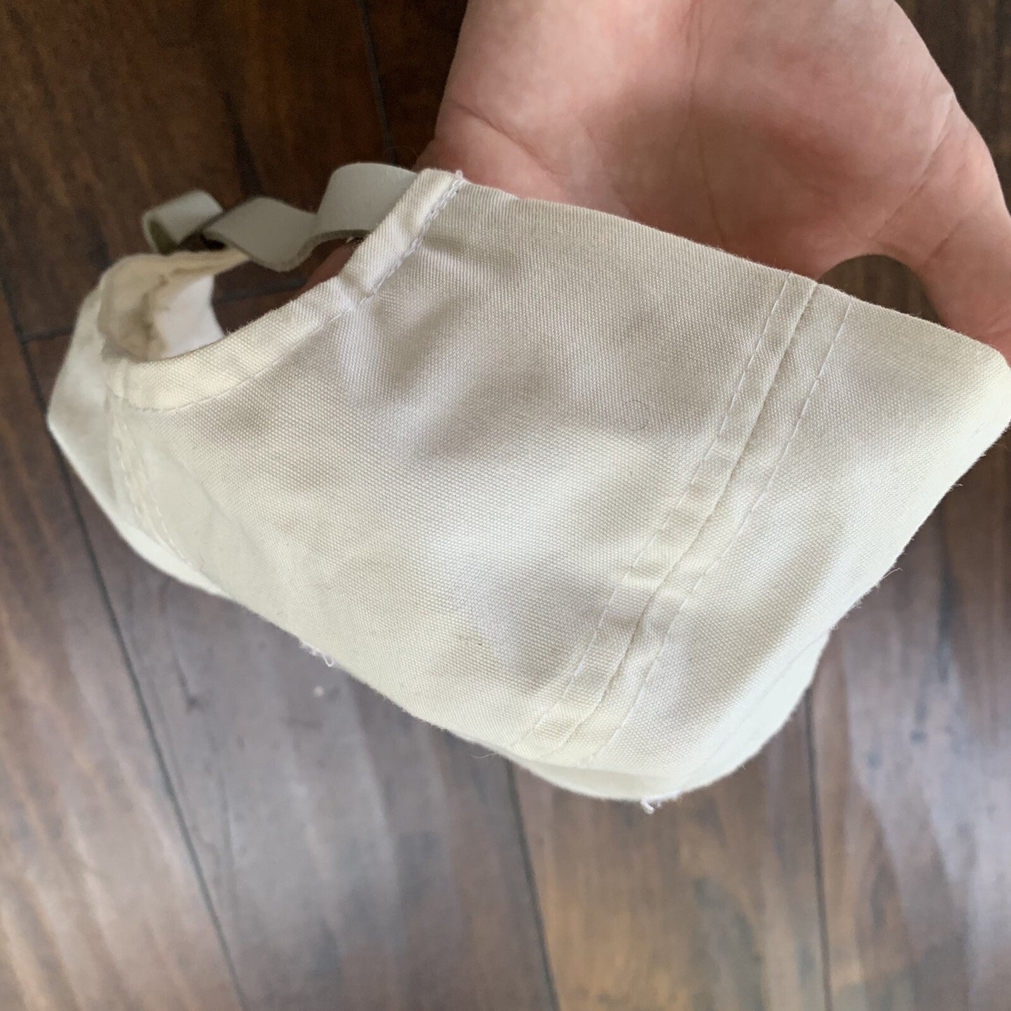 Basic 80s White Vintage Hat Cap Snapback Essential Clean Simple Cool Rap 90s