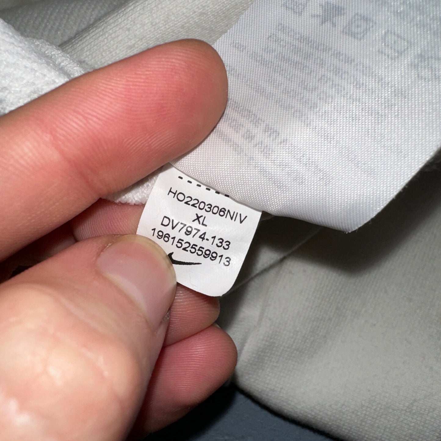 Nike Mens Sweatshirt Dri-Fit Pullover Sz XL White Cream Sweater DV7974-133