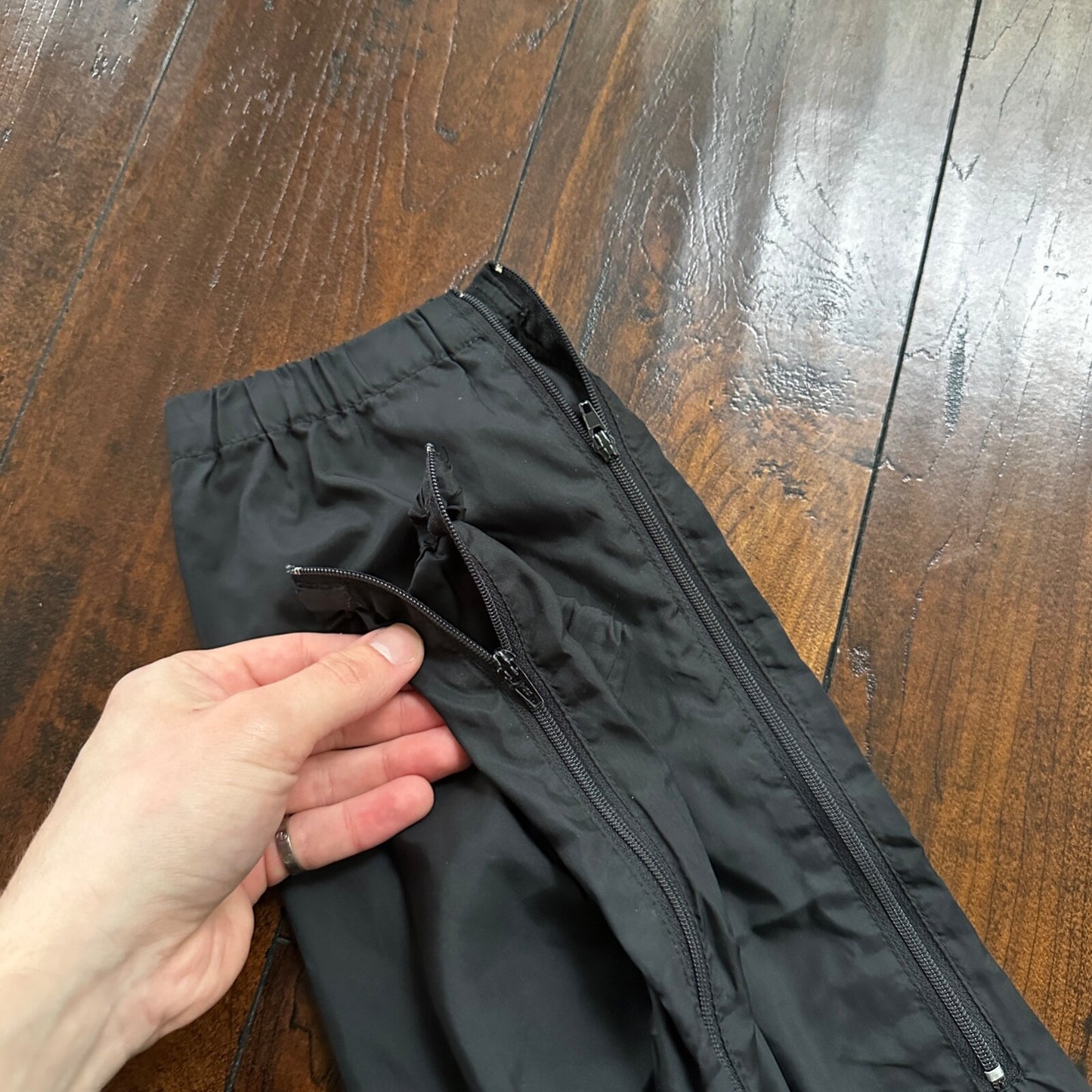 Nike VTG 90s Grey Tag Windpants Track Pants Ankle Zip Unlined Black S 1990s