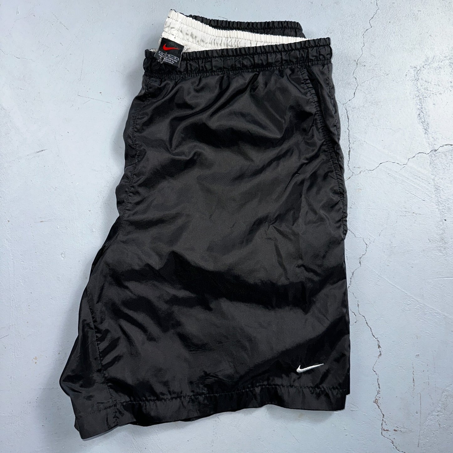 Nike VTG Shorts Mens Large Black 90s Nylon Soccer Futbol Glanz Basic Essential