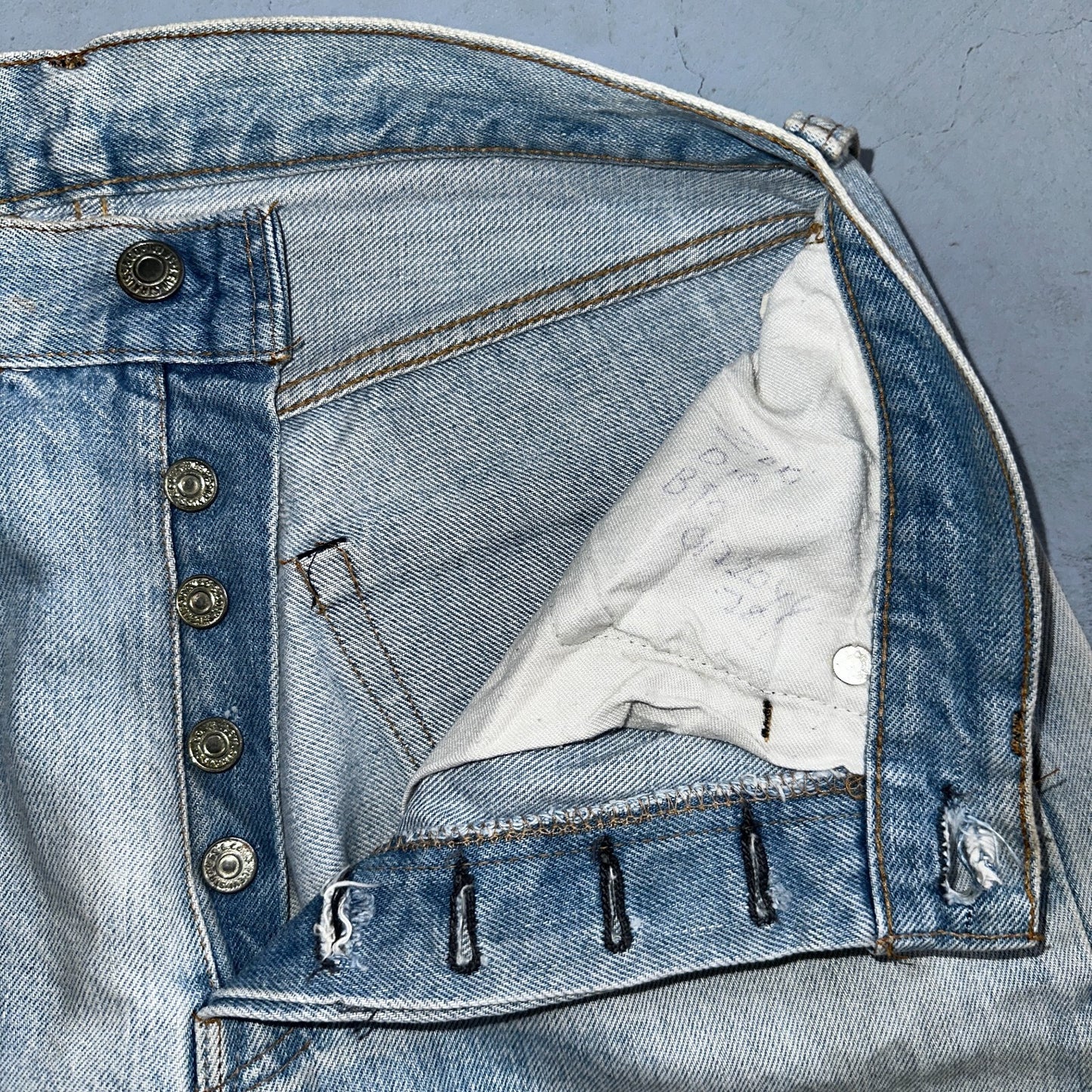 Levis 501 Vintage 80s Redline Selvedge USA XX Jeans Light Wash 1980s Act 29x30