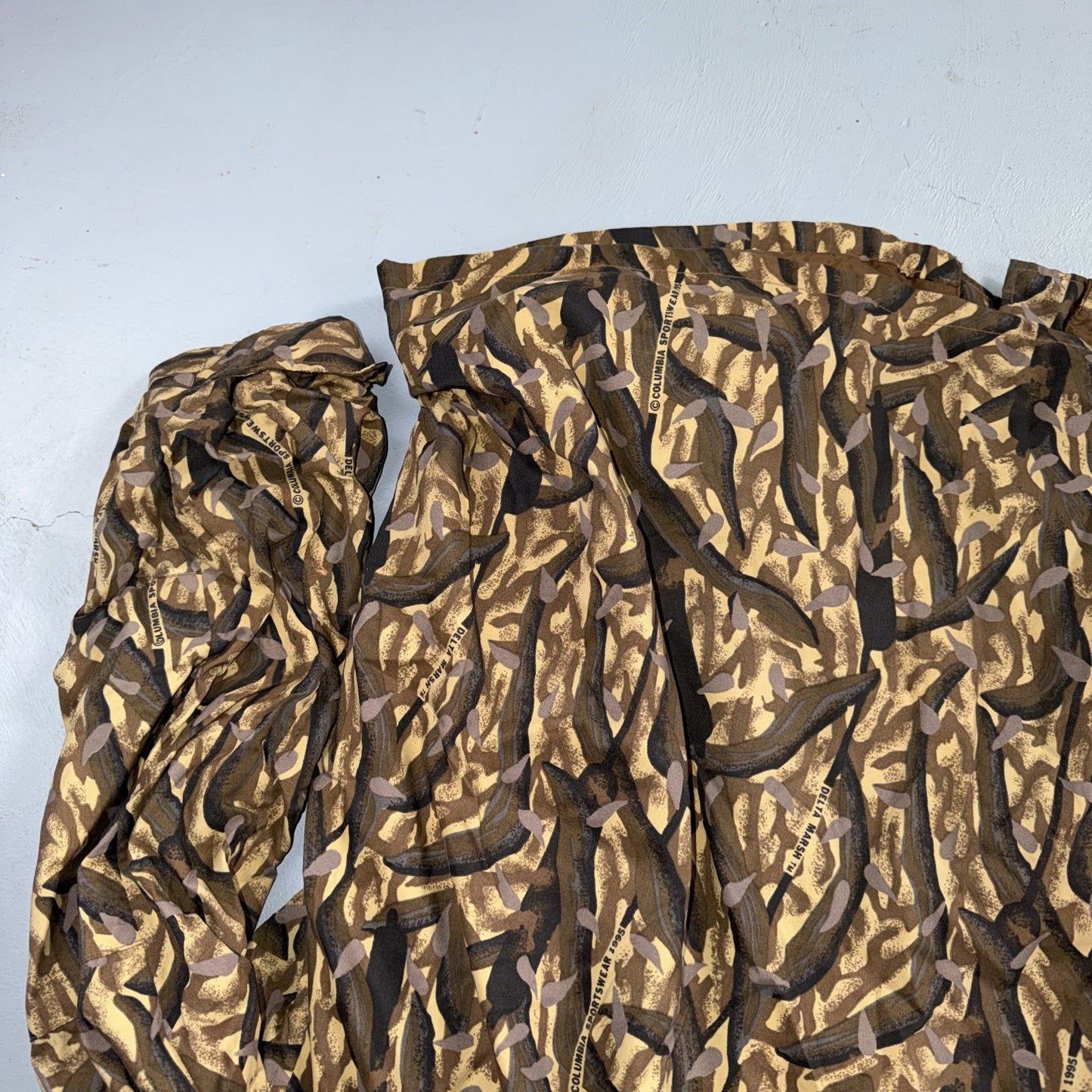 Vintage Columbia Delta Marsh Camo Jacket Men's Large Full Zip Hunting 1995