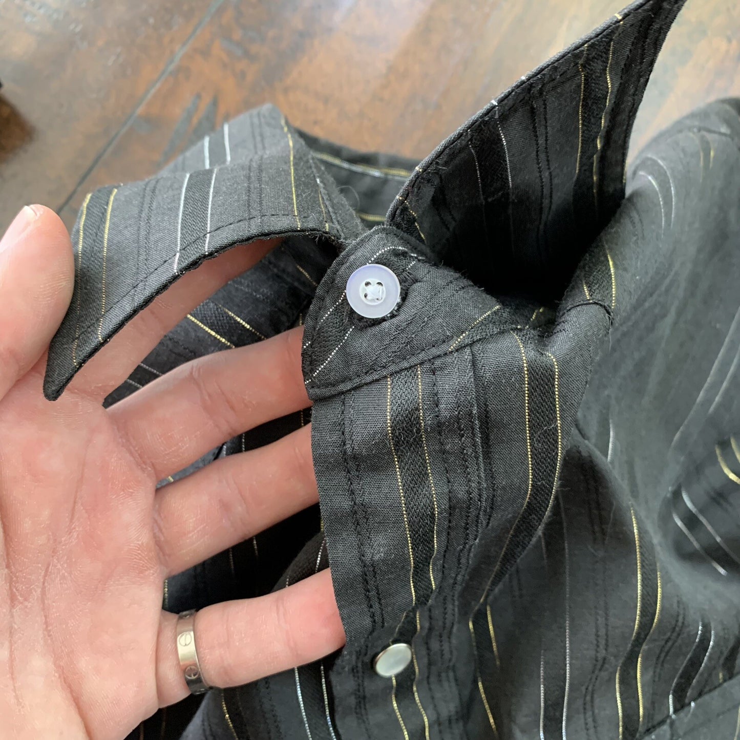 Vintage 60s Ely Cattleman Pearl Snap M Western Shirt Black Silver Gold 70s True