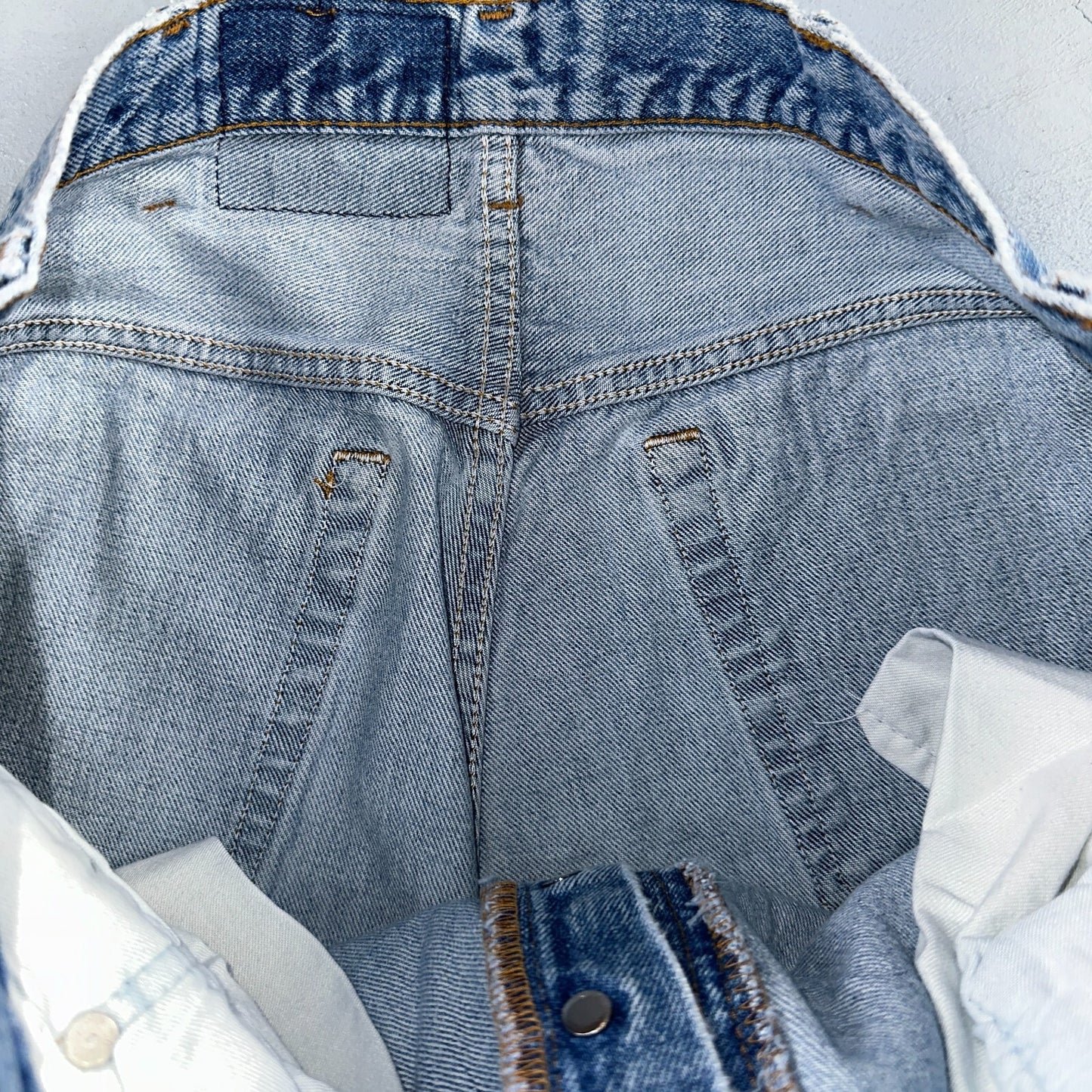 Levis 501 Vintage 90s USA XX Straight Leg Jeans Blue Light Wash 40x32 Act 35x29
